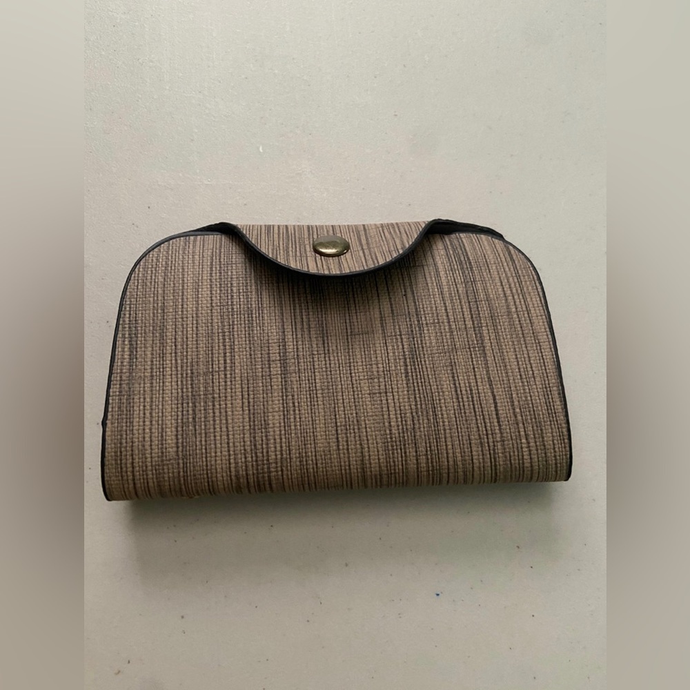 Mini Backpack & Wallet - Picture 4 of 6